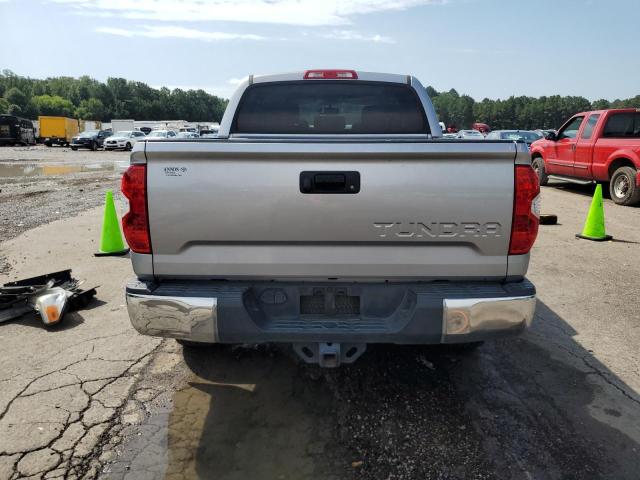  TOYOTA TUNDRA 2017 Серебристый