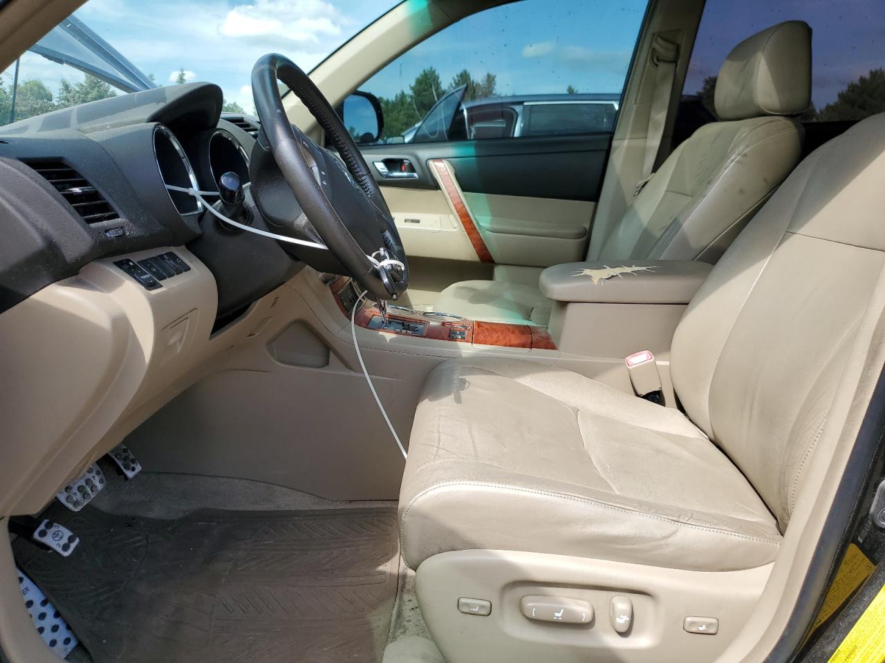 2008 Toyota Highlander Limited VIN: JTEES42A082103394 Lot: 68128255