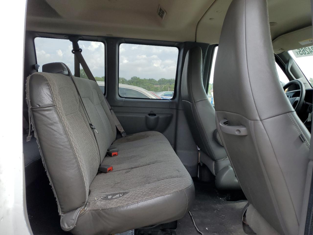 2020 Chevrolet Express G3500 Lt VIN: 1GAZGPFG4L1181918 Lot: 68324265