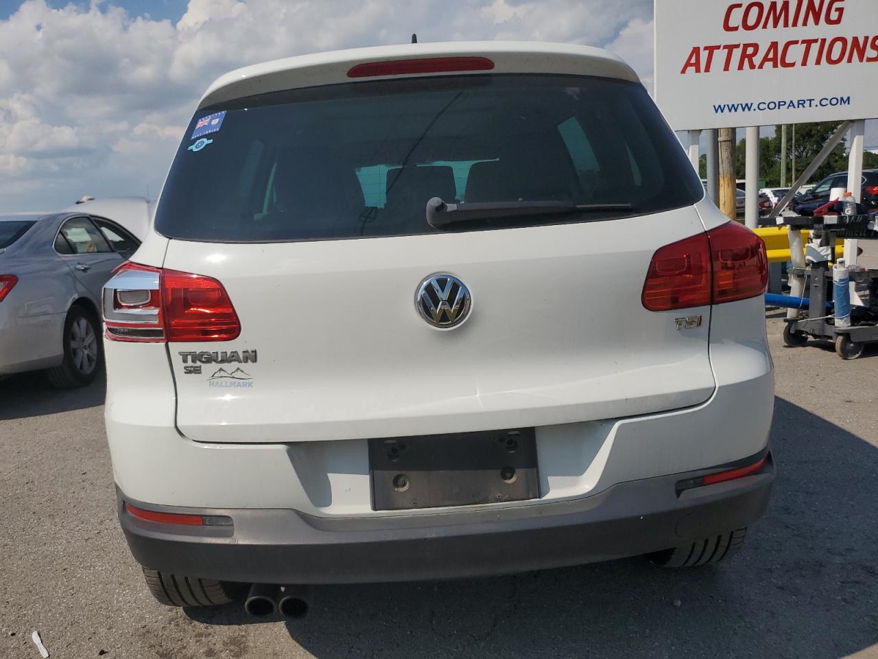 2016 Volkswagen Tiguan S VIN: WVGAV7AXXGW509235 Lot: 68384865