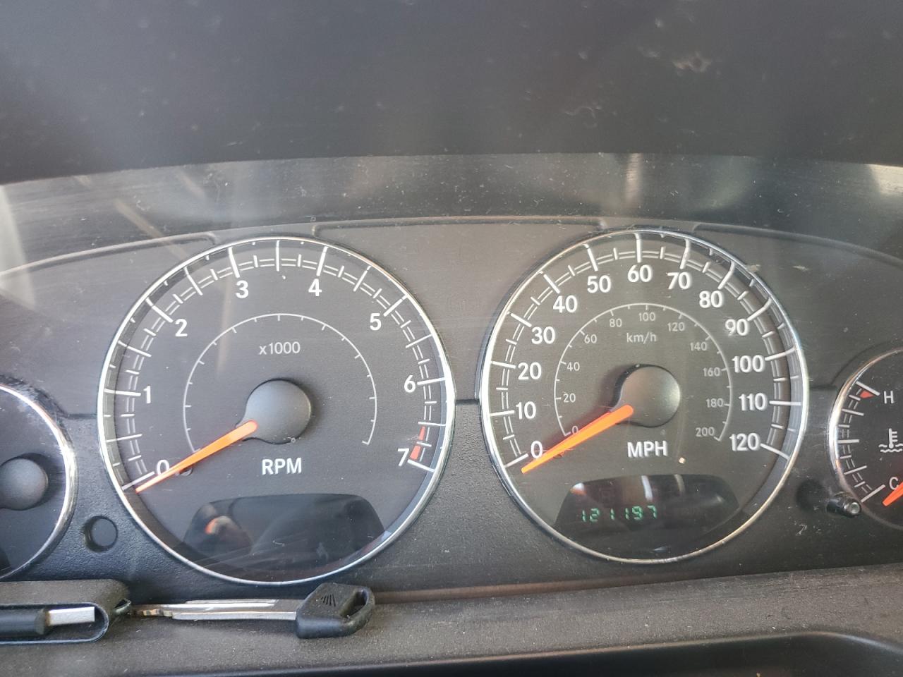 2005 Chrysler Sebring Touring VIN: 1C3EL55R95N585645 Lot: 68508385