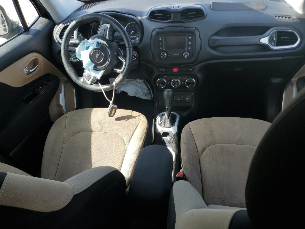 2015 Jeep Renegade Latitude VIN: ZACCJABT4FPC06657 Lot: 68737385