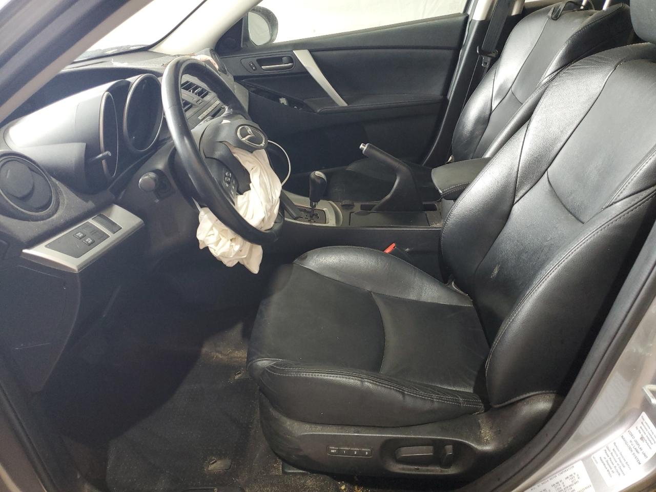 2010 Mazda 3 S VIN: JM1BL1H60A1113263 Lot: 70962965