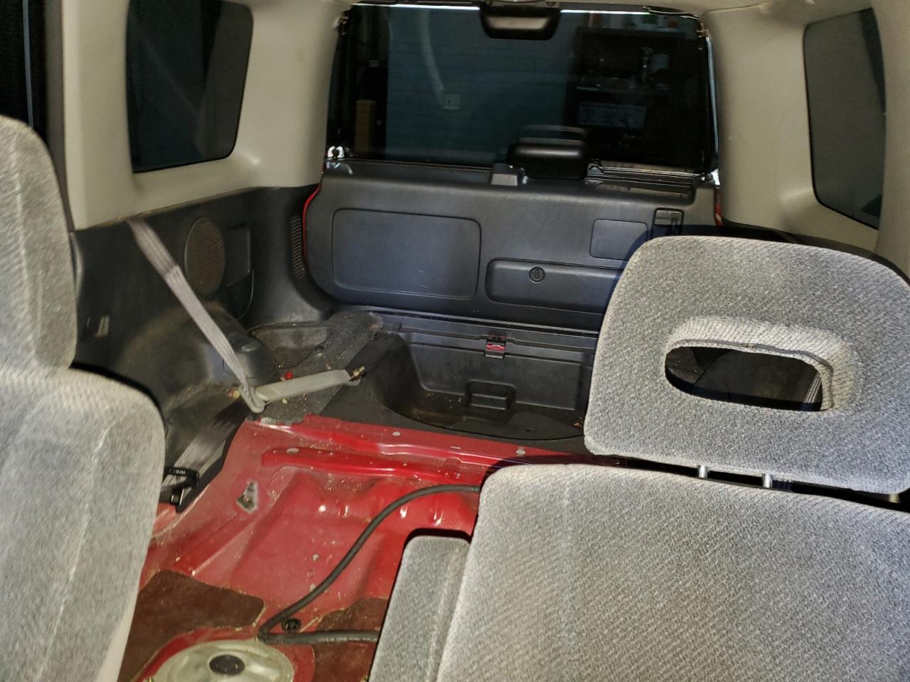 2000 Honda Cr-V Lx VIN: JHLRD2847YS007240 Lot: 68998225