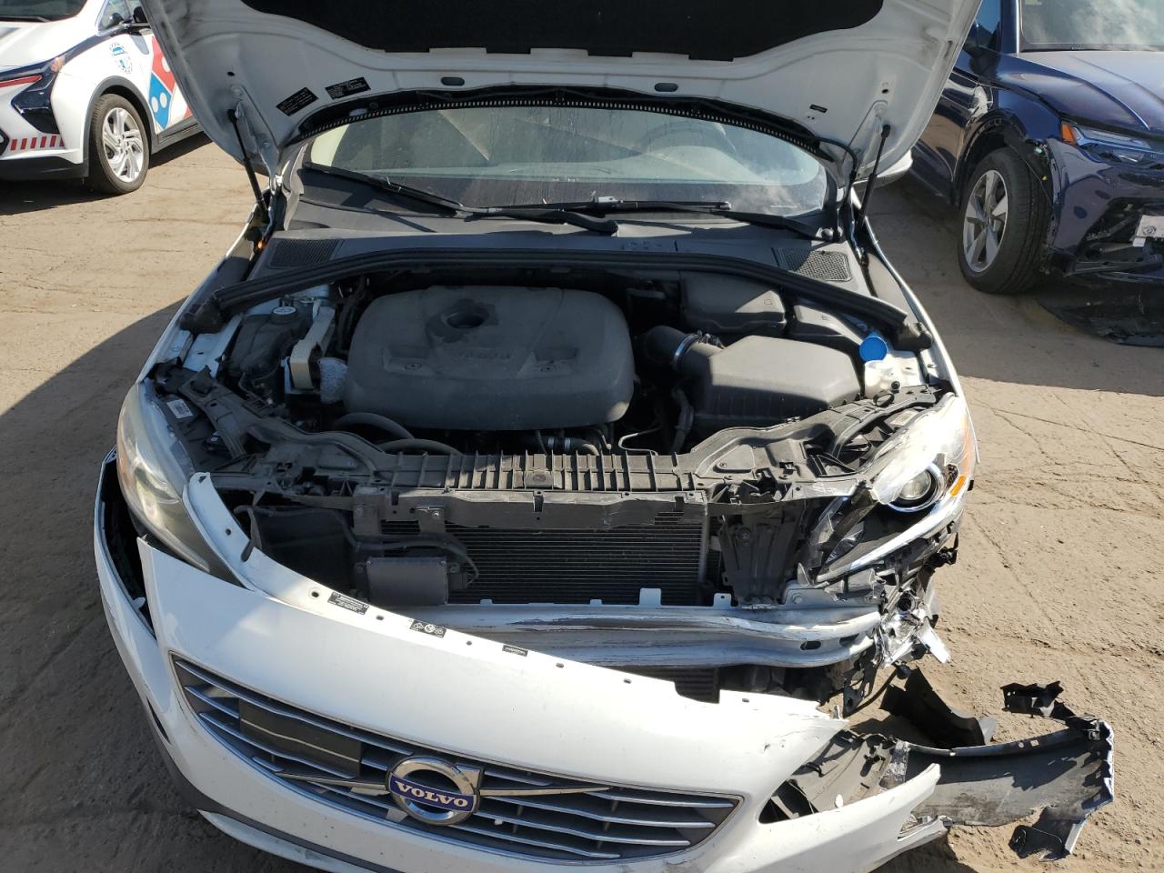2016 Volvo S60 Platinum VIN: LYV402FM7GB101444 Lot: 69925385