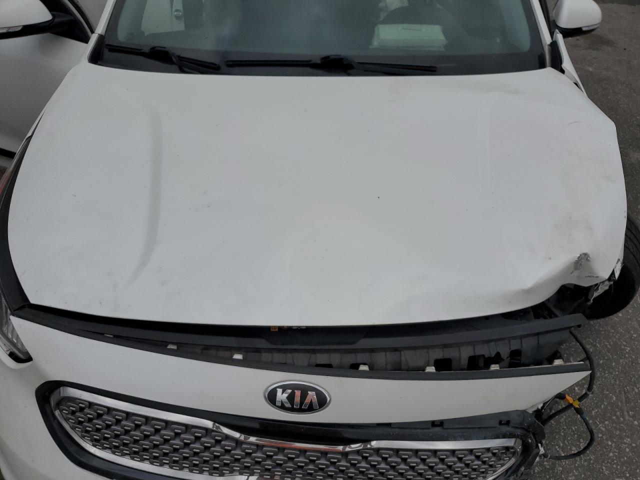 2017 Kia Niro Ex VIN: KNDCC3LC0H5077963 Lot: 69228305