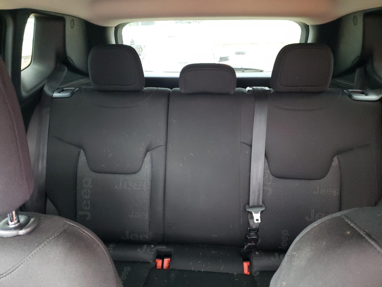 2015 Jeep Renegade Sport VIN: ZACCJAAT4FPB50852 Lot: 67182775