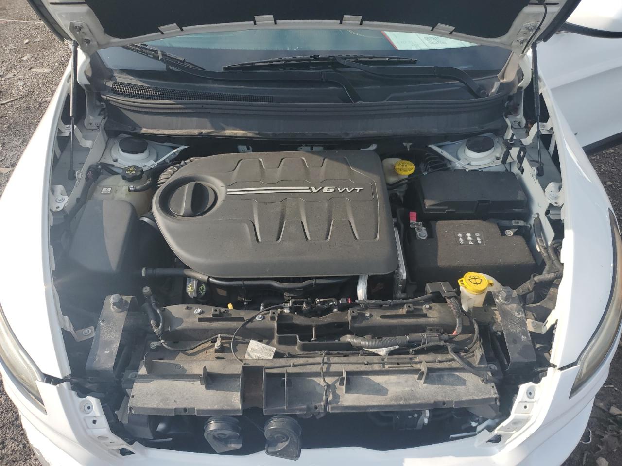 2017 Jeep Cherokee Latitude VIN: 1C4PJLCS0HW517043 Lot: 68886455