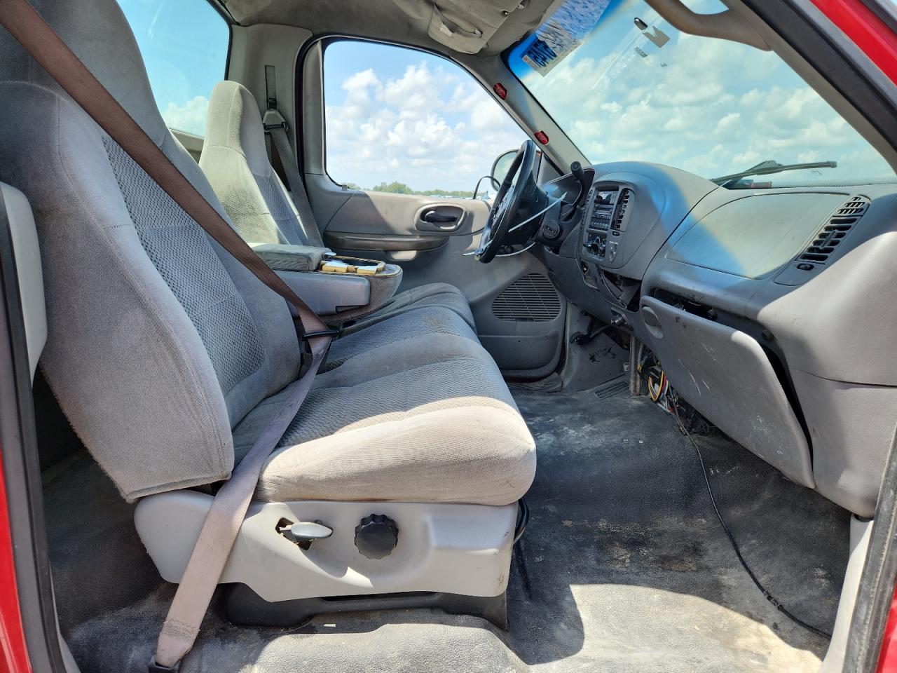 2002 Ford F150 VIN: 1FTRF17282NA91429 Lot: 70295745