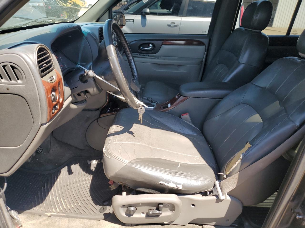 2004 GMC Envoy VIN: 1GKDT13S842134104 Lot: 68589425