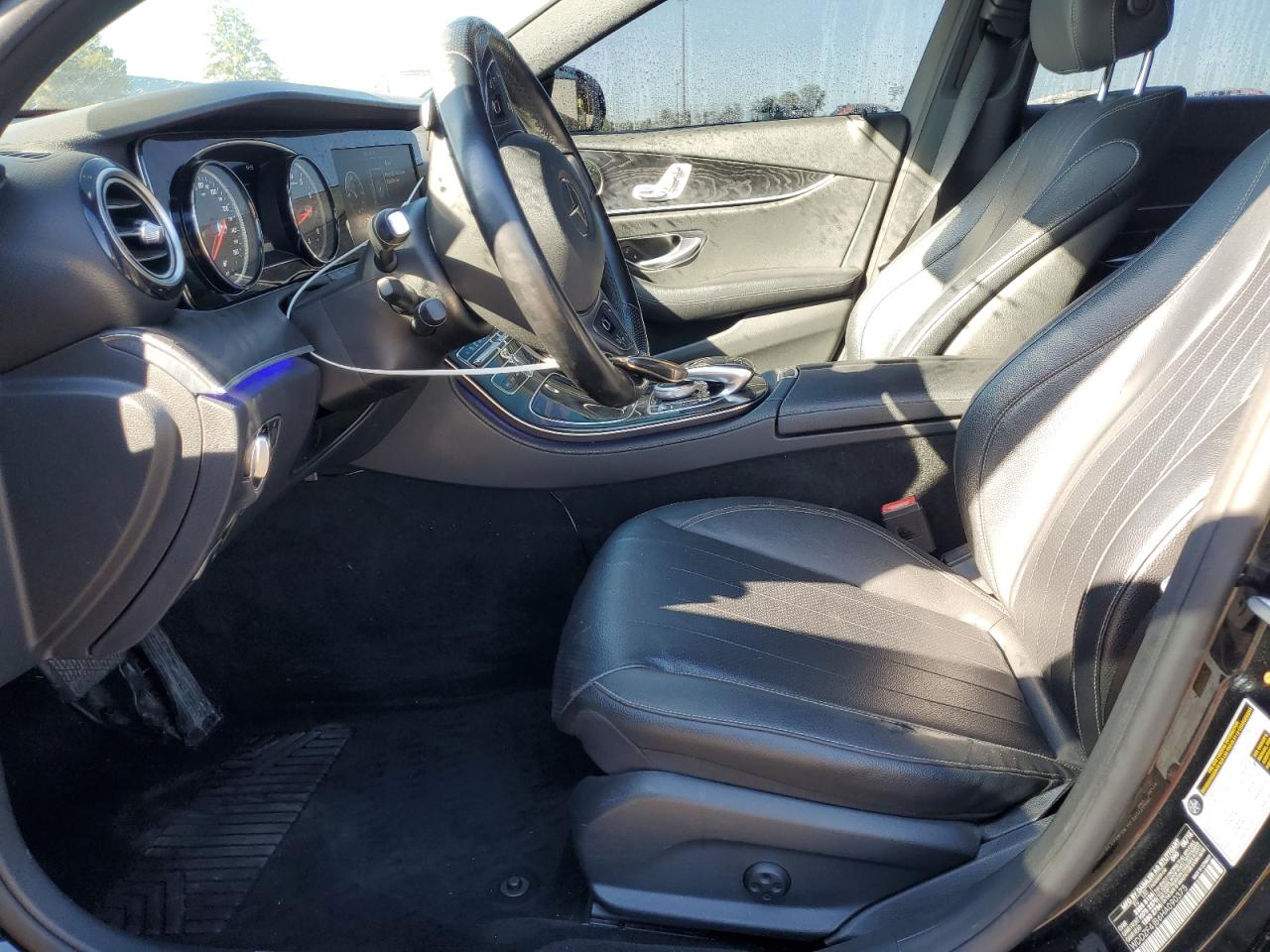 2017 Mercedes-Benz E 300 VIN: WDDZF4JB6HA090375 Lot: 69556055