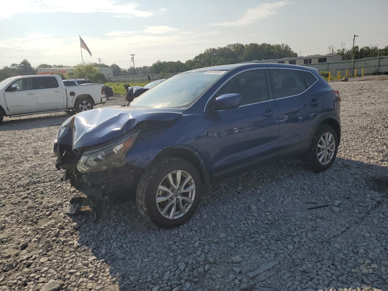 2021 Nissan Rogue Sport S blue null gas JN1BJ1AVXMW307218 photo #1