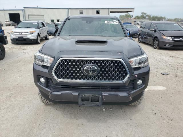  TOYOTA TACOMA 2019 Серый