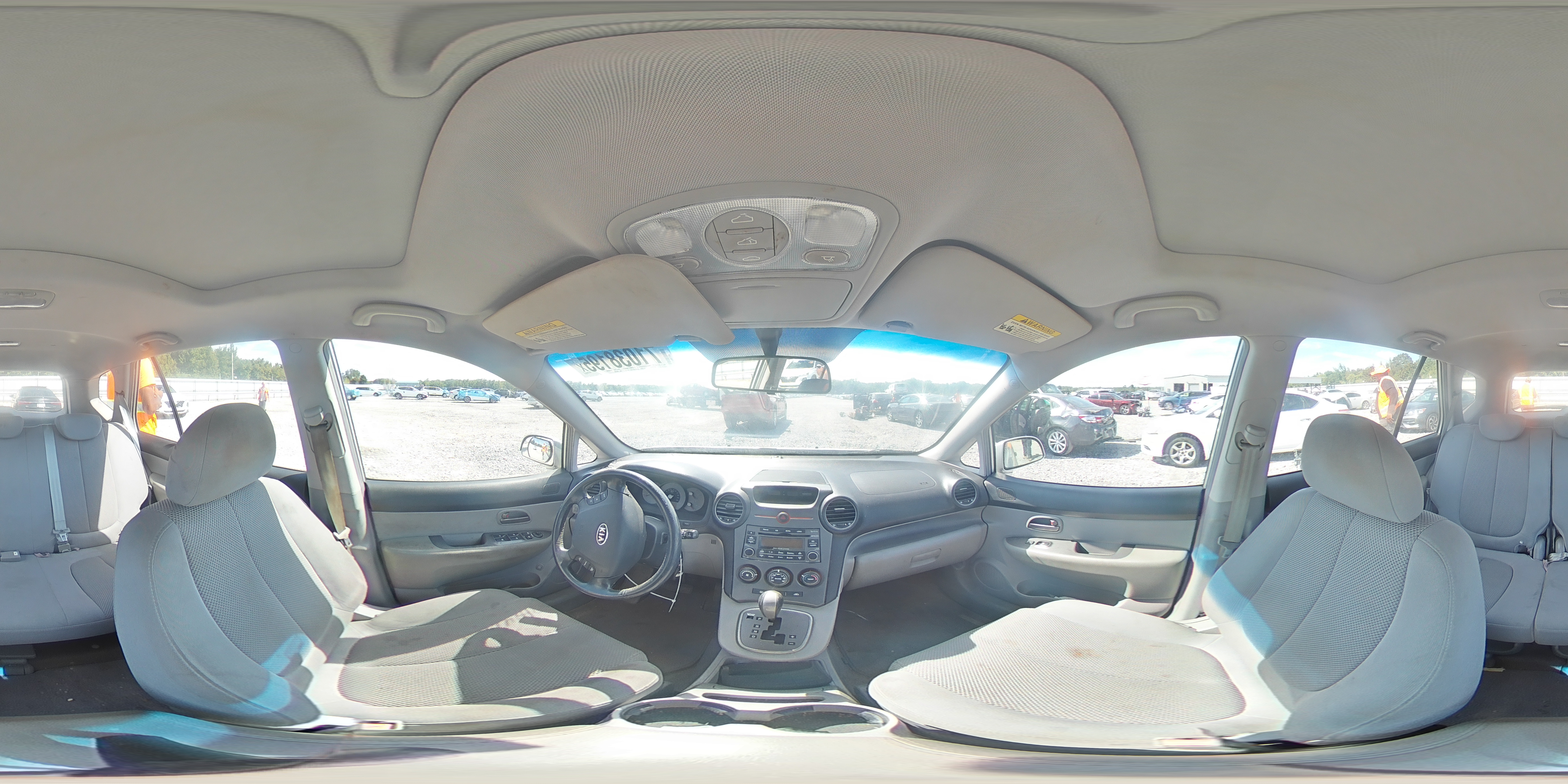 2007 Kia Rondo Lx VIN: KNAFG526577045289 Lot: 71038195