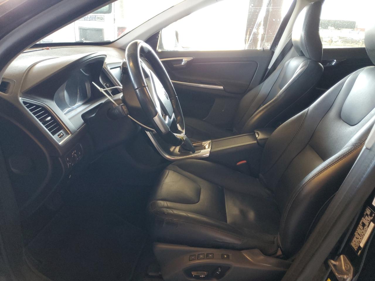 2015 Volvo Xc60 T6 Premier VIN: YV4902RKXF2632019 Lot: 68702725