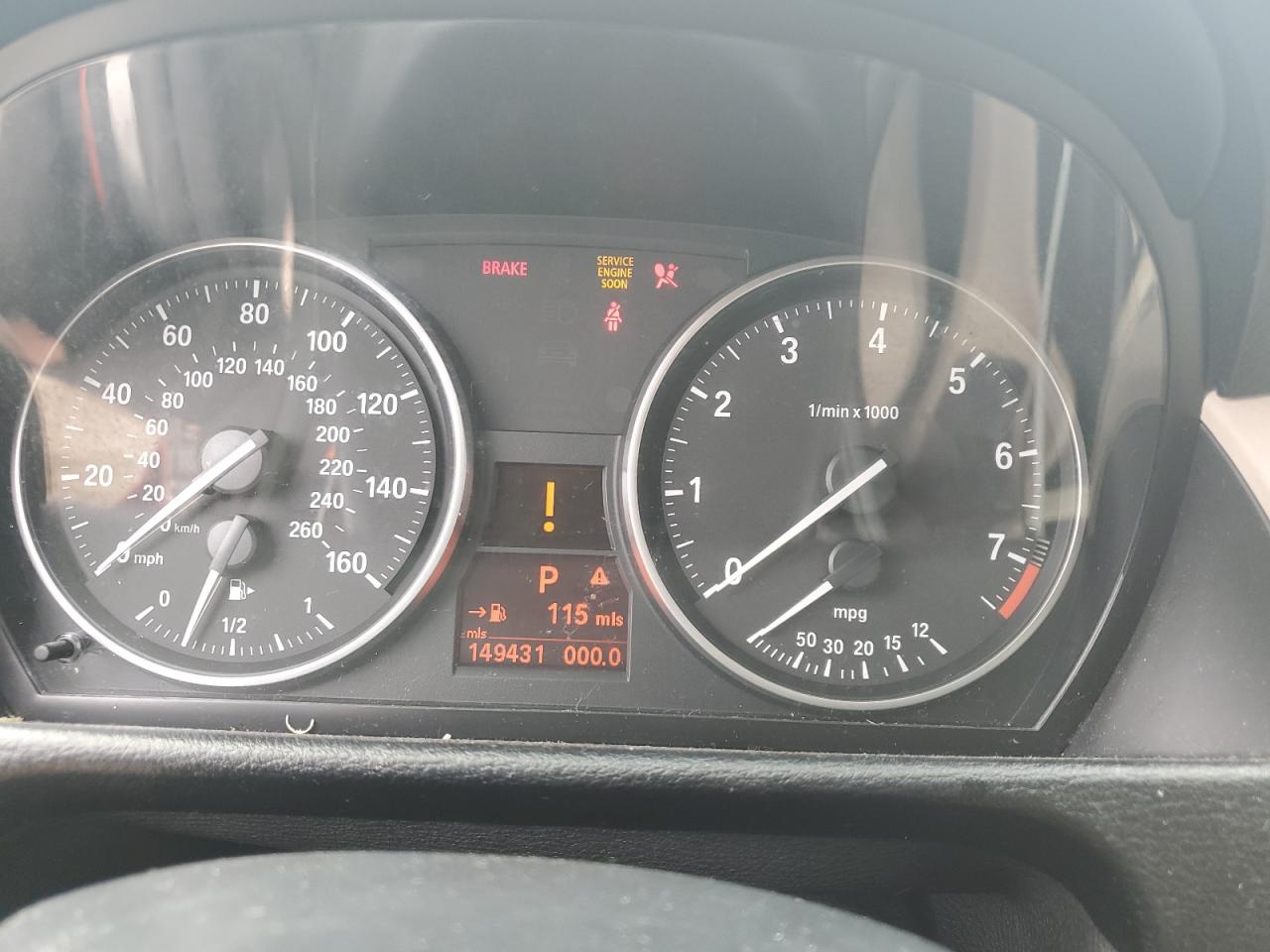 2014 BMW X1 xDrive28I VIN: WBAVL1C52EVY15141 Lot: 70101305