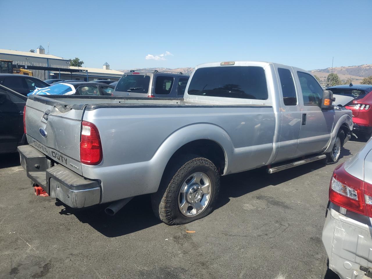 2015 Ford F250 Super Duty silver null gas 1FT7X2A6XFEB35720 photo #4