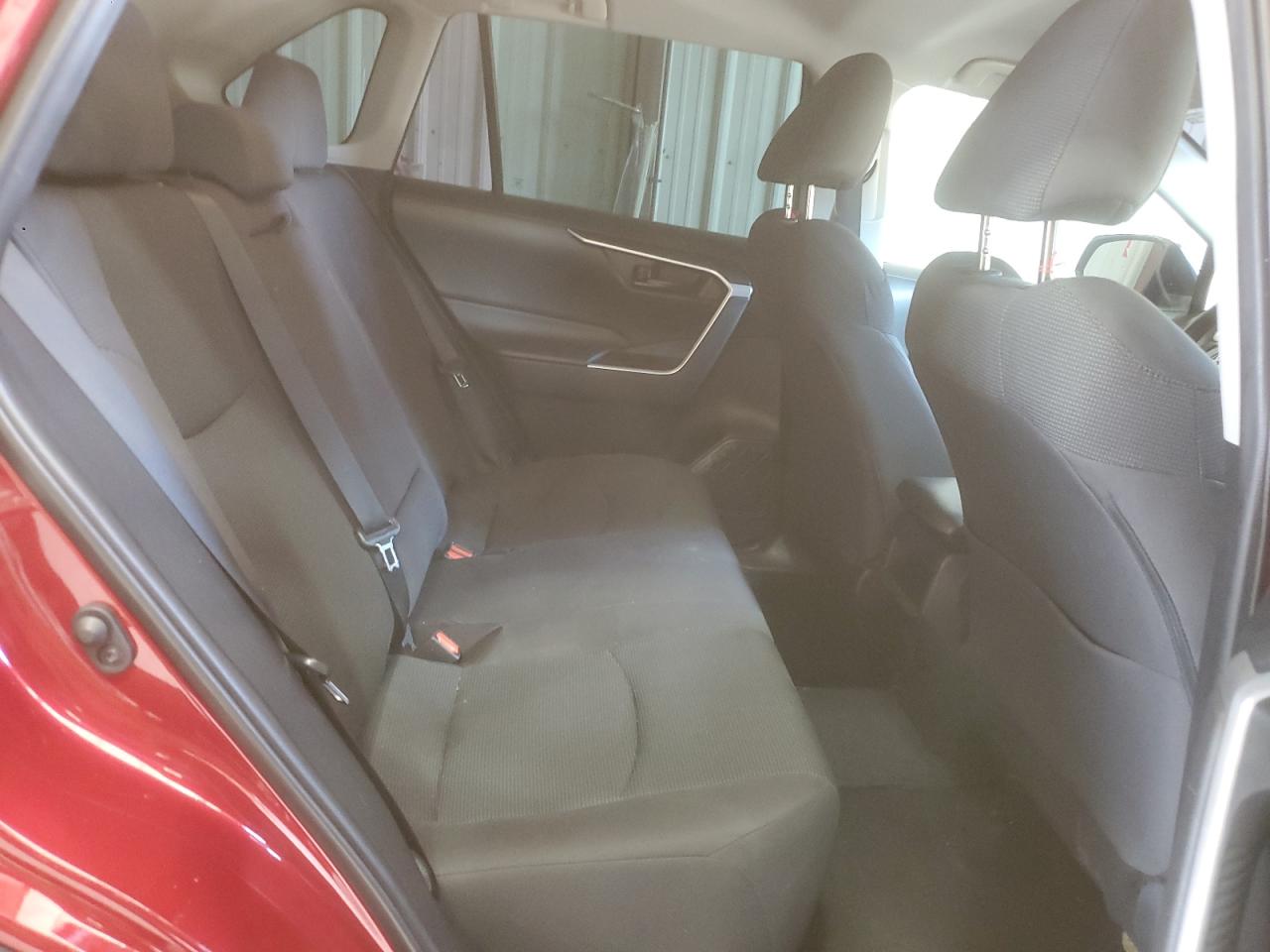 2021 Toyota Rav4 Le VIN: 2T3F1RFV4MW201786 Lot: 70152295