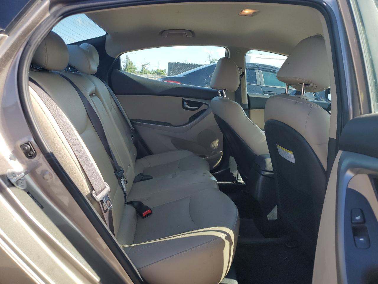 2015 Hyundai Elantra Se VIN: 5NPDH4AE8FH628198 Lot: 69384575