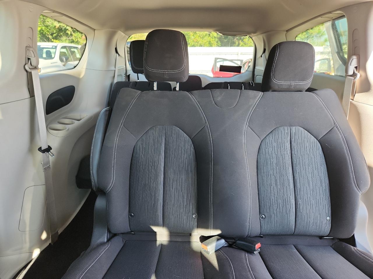 2021 Chrysler Voyager L VIN: 2C4RC1AG3MR568559 Lot: 67441605