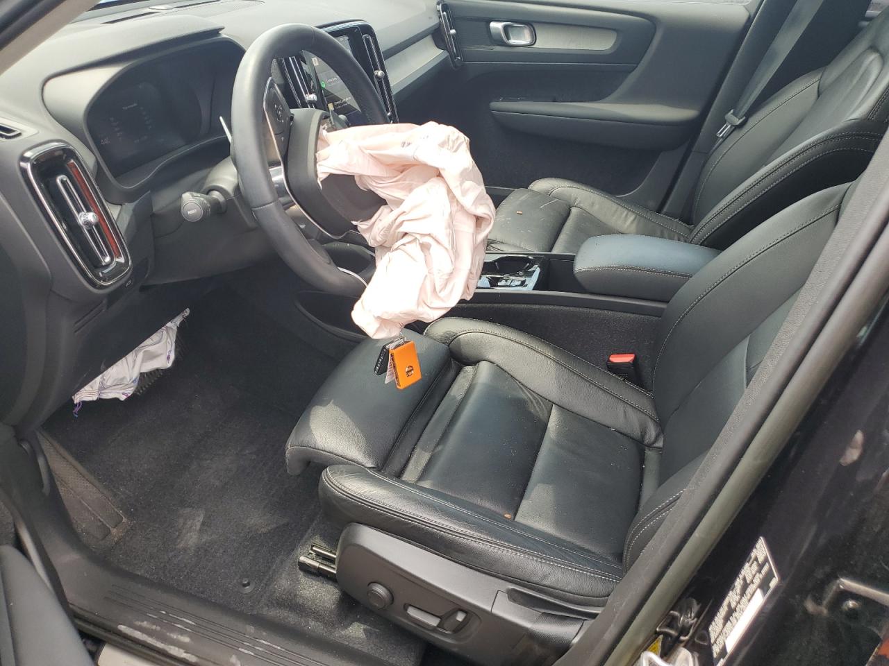 2023 Volvo Xc40 Plus VIN: YV4L12UW7P2066772 Lot: 65706035