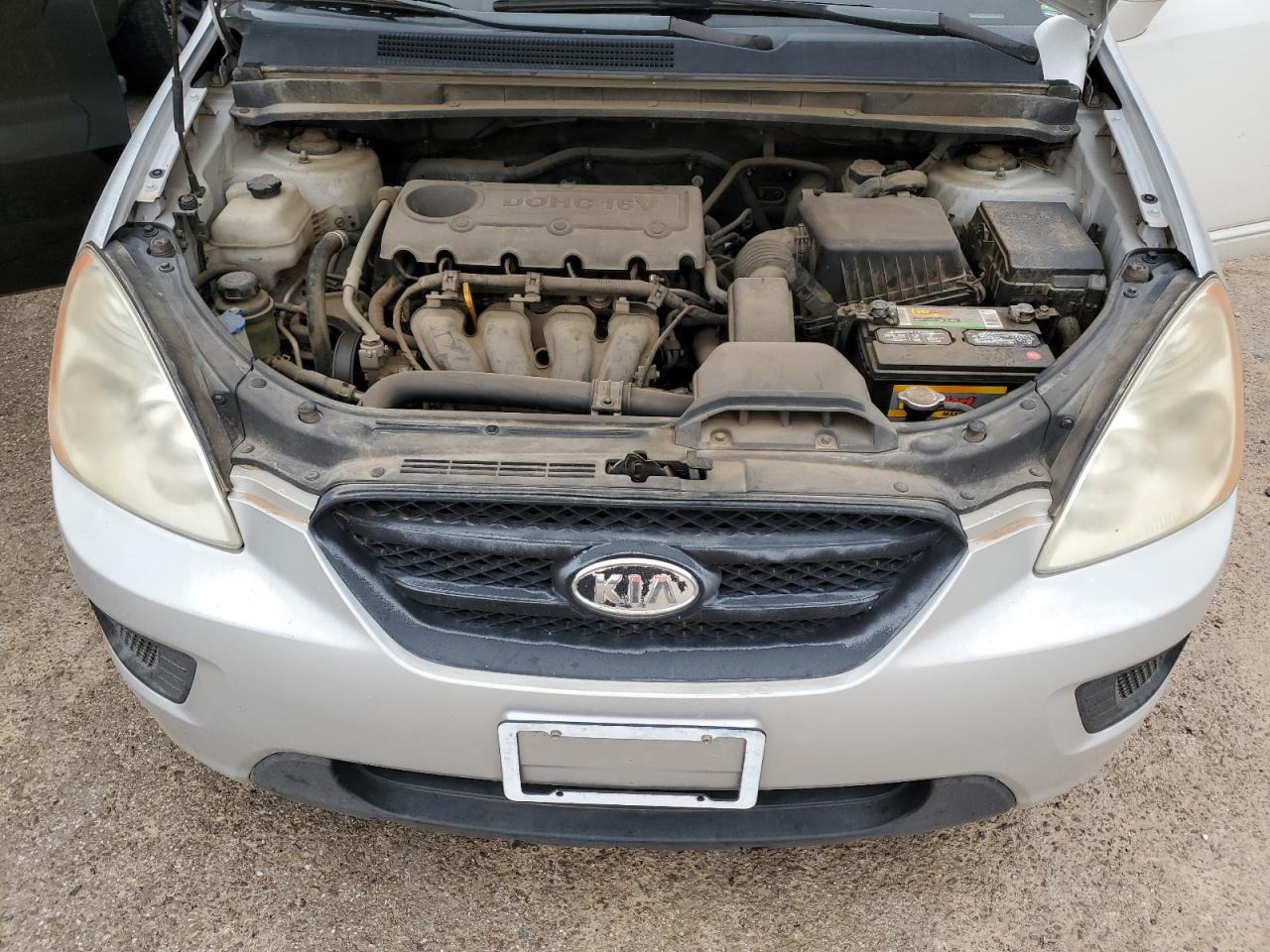 2009 Kia Rondo Base VIN: KNAFG528797261083 Lot: 70878915