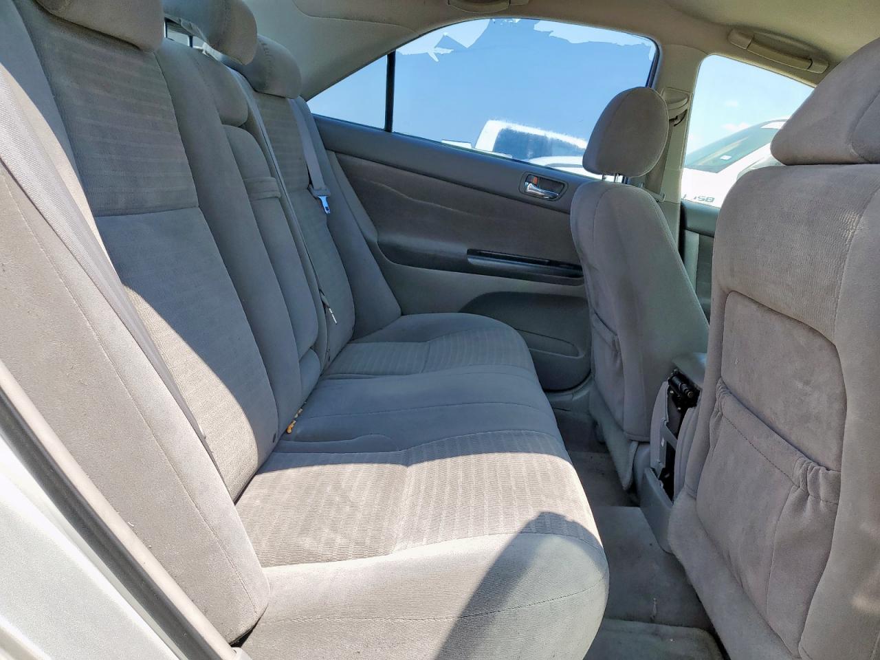 2005 Toyota Camry Le VIN: 4T1BE32KX5U640464 Lot: 69743245
