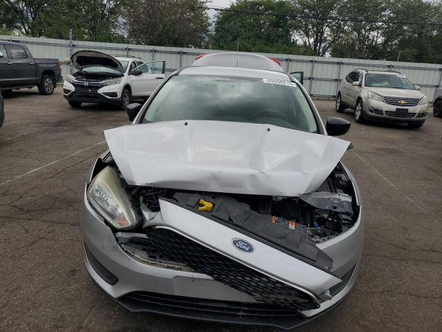  FORD FOCUS 2017 Серебристый