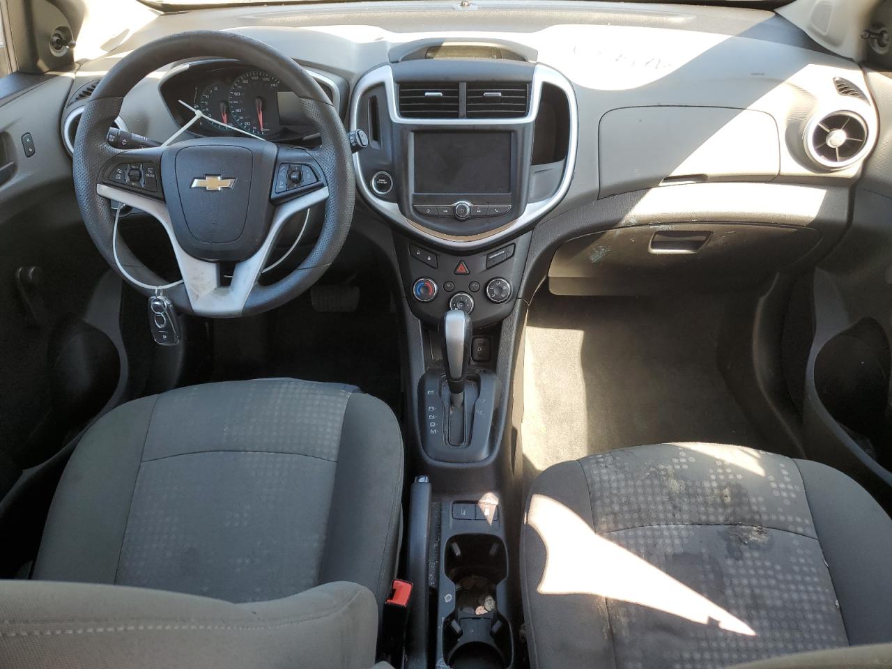 2020 Chevrolet Sonic VIN: 1G1JG6SB2L4131163 Lot: 70280825