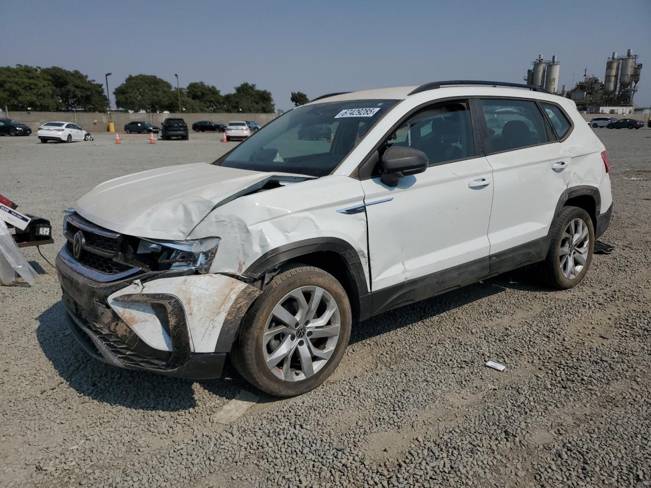 2023 Volkswagen Taos S 3VVAX7B27PM300215 photo #1