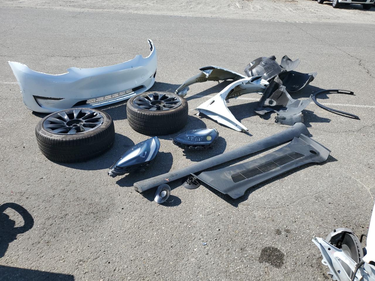 2022 Tesla Model Y VIN: 7SAYGDEEXNF534712 Lot: 68336125