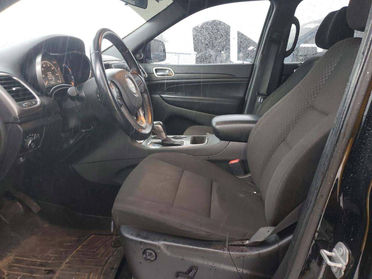 2020 Jeep Grand Cherokee Laredo VIN: 1C4RJFAG5LC413957 Lot: 70629645