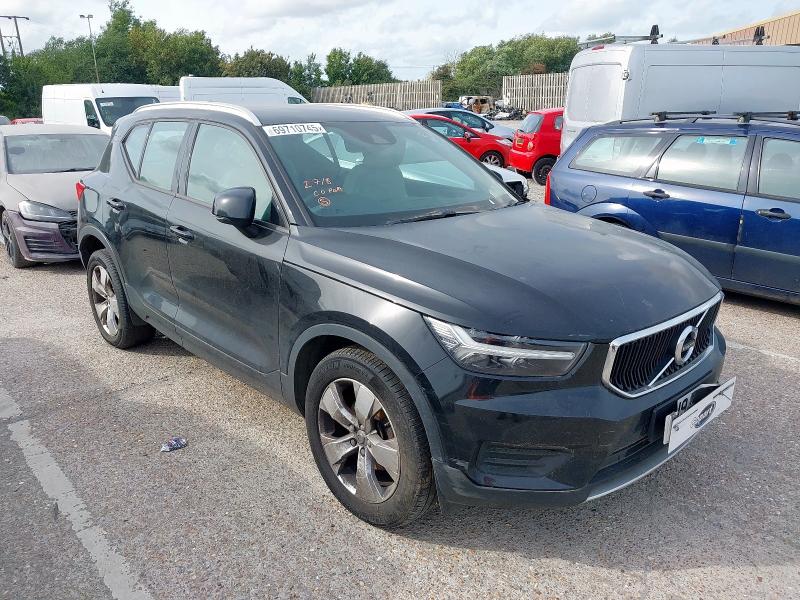 2019 VOLVO XC40 MOMENTUM D3 AUTO 