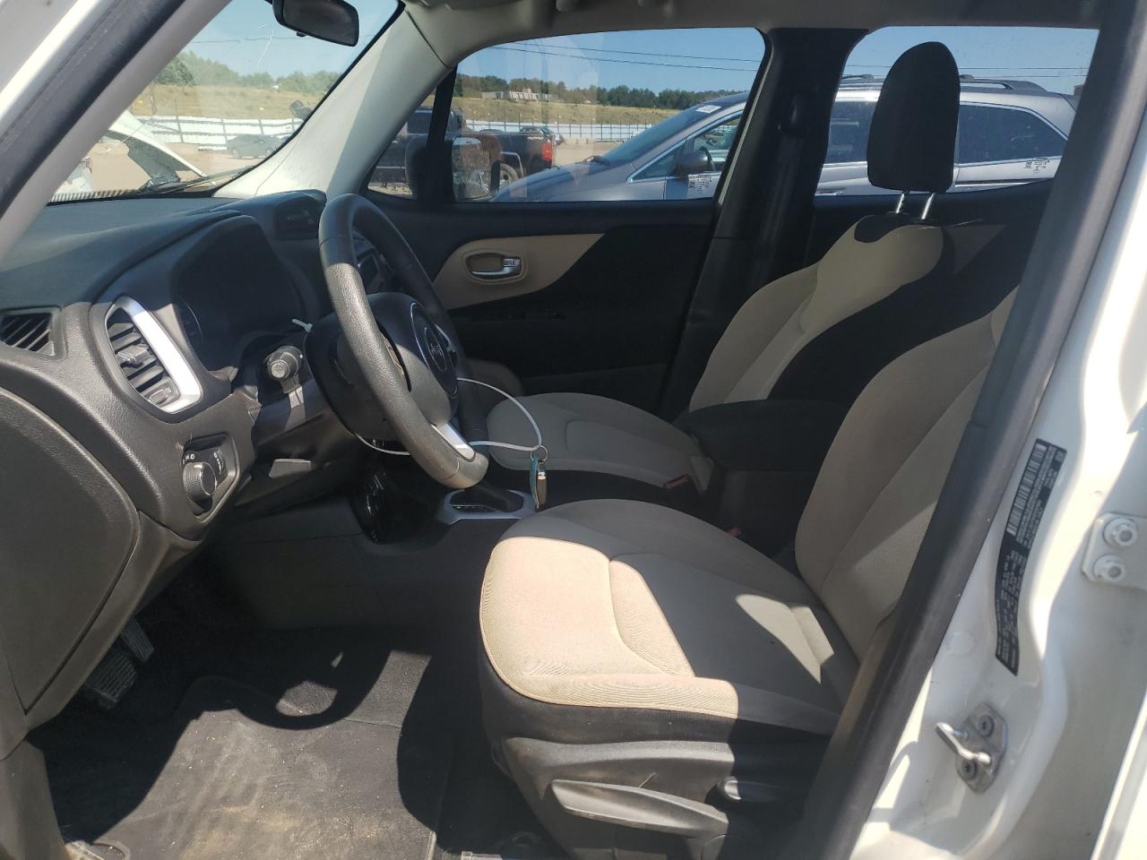 2016 Jeep Renegade Sport VIN: ZACCJBATXGPD97963 Lot: 68999345