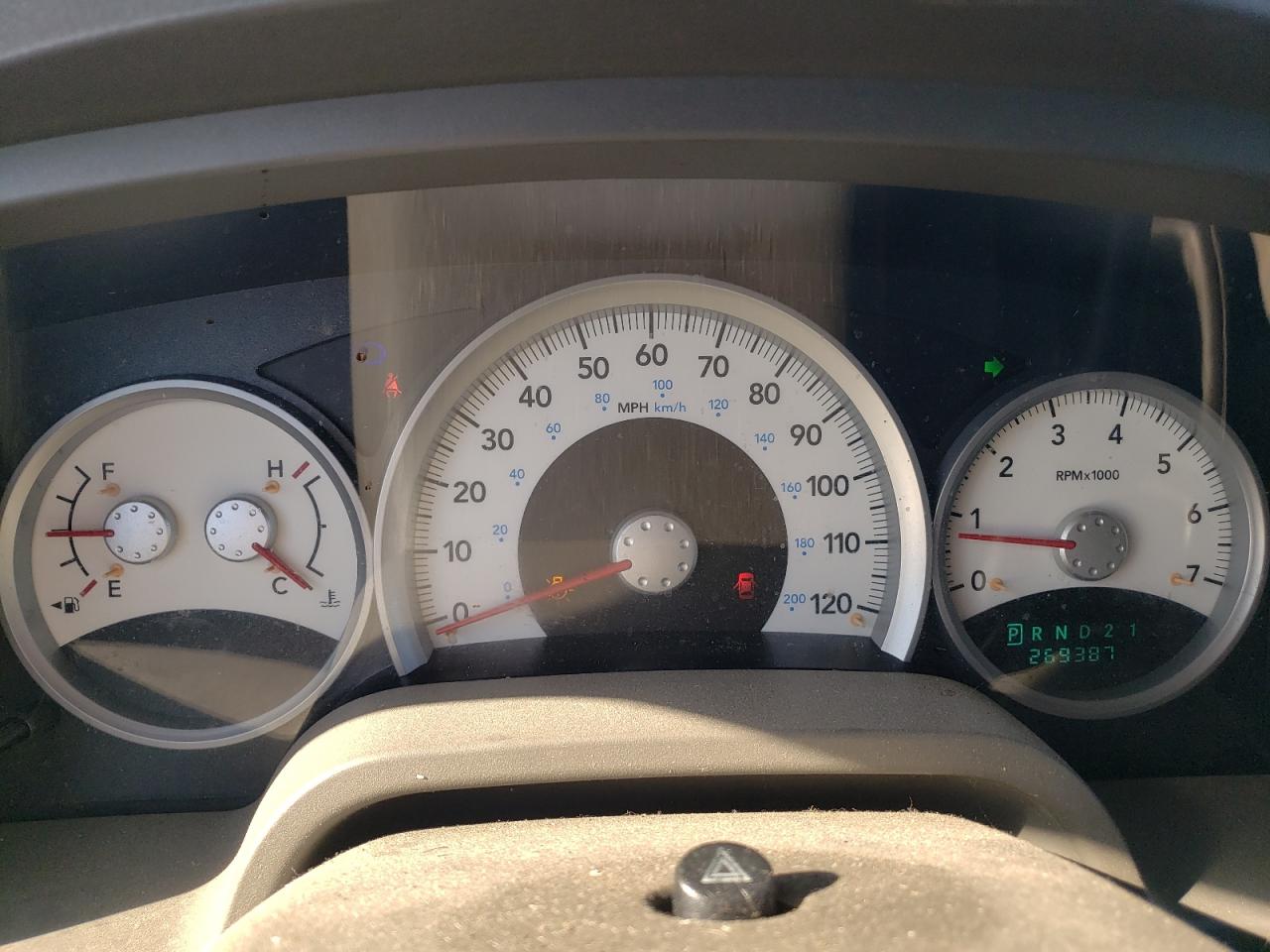 2005 Dodge Dakota Quad Slt VIN: 1D7HW48N05S110668 Lot: 69484635