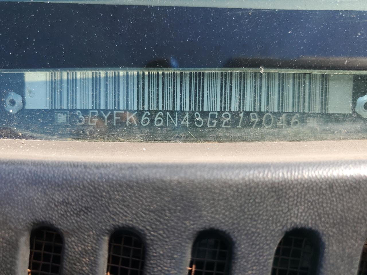 2003 Cadillac Escalade Esv VIN: 3GYFK66N43G219046 Lot: 68372775