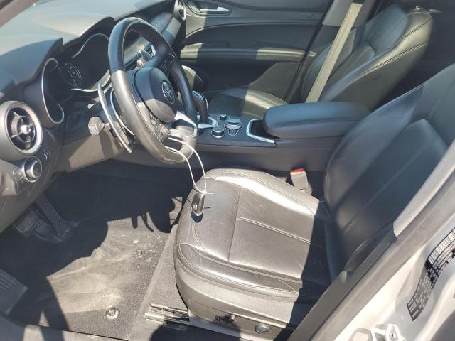  ALFA ROMEO STELVIO 2021 Srebrny