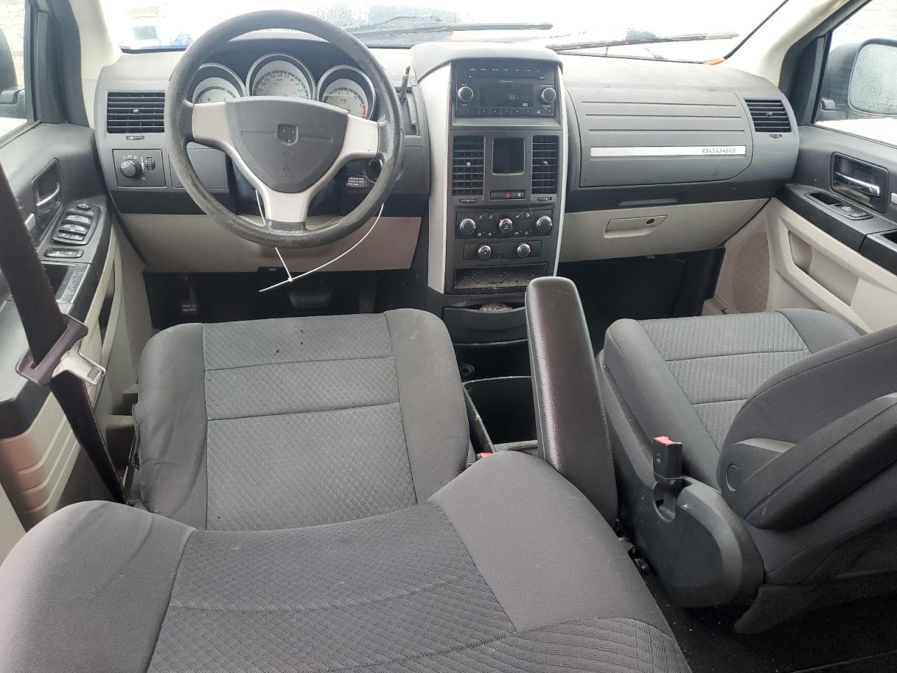 2010 Dodge Grand Caravan Se VIN: 2D4RN4DE8AR307609 Lot: 69967825