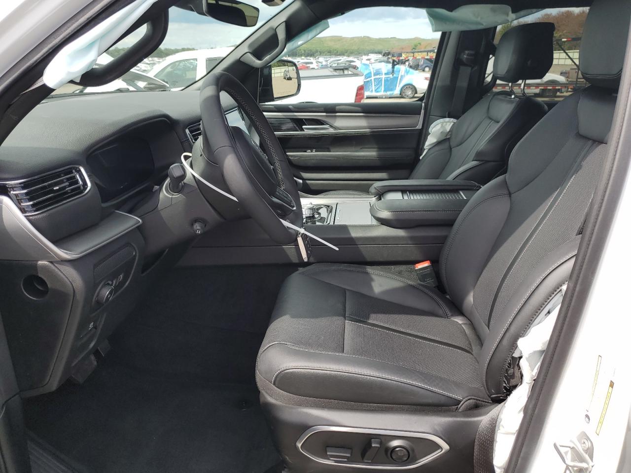 2025 Jeep Wagoneer Series Ii VIN: 1C4SJVBPXSS504818 Lot: 70134185