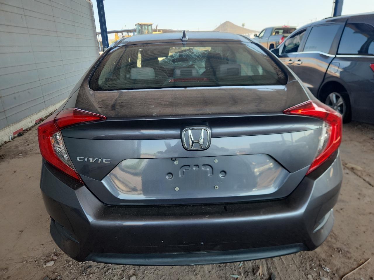 2018 Honda Civic Ex VIN: 2HGFC2F7XJH600024 Lot: 69873215