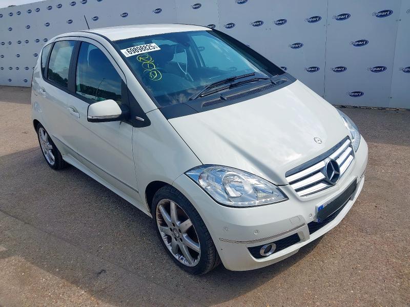 2012 MERCEDES A180CDI AVANTGARDE SE CVT 