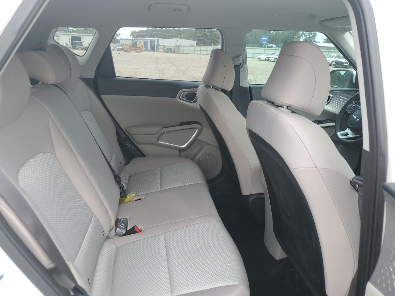 2022 Kia Soul Lx VIN: KNDJ23AUXN7163531 Lot: 70758245