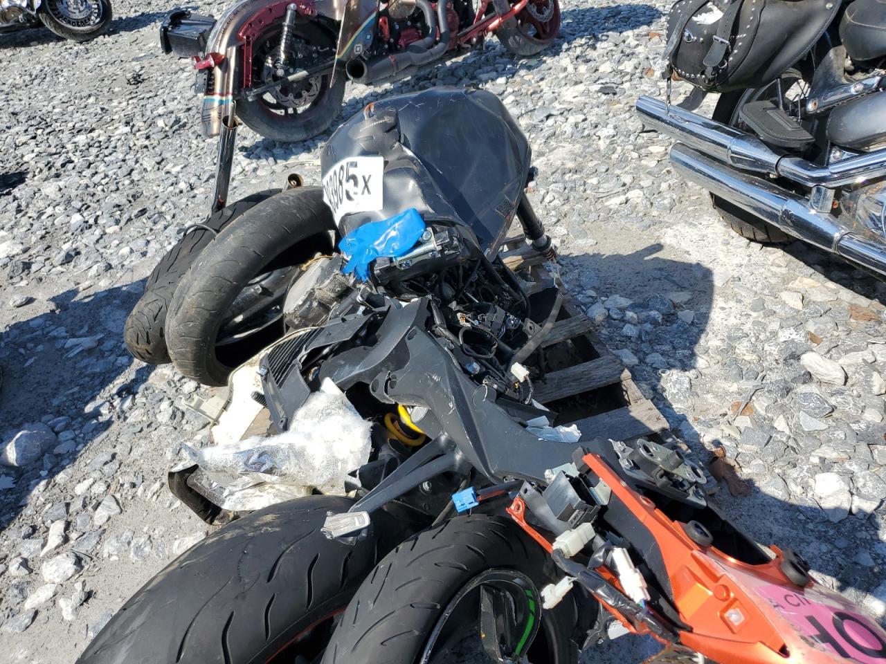 2017 Suzuki Gsx-R600 VIN: JS1GN7FA9H2100682 Lot: 69093985