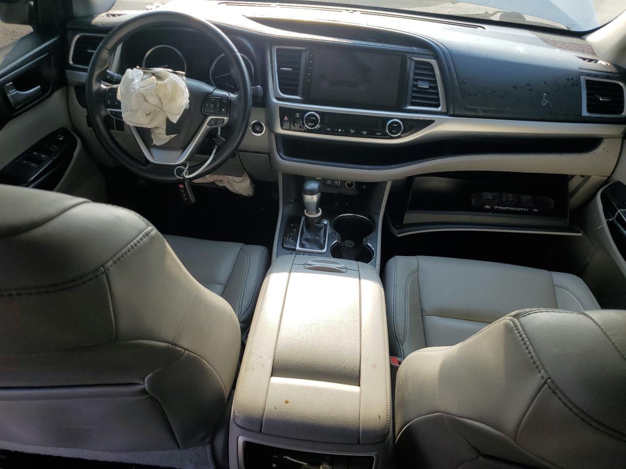 2017 Toyota Highlander Se VIN: 5TDJZRFH5HS464907 Lot: 67609475