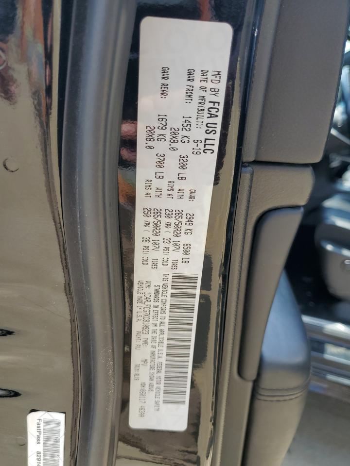 2019 Jeep Grand Cherokee Overland VIN: 1C4RJFCG7KC810923 Lot: 67995075