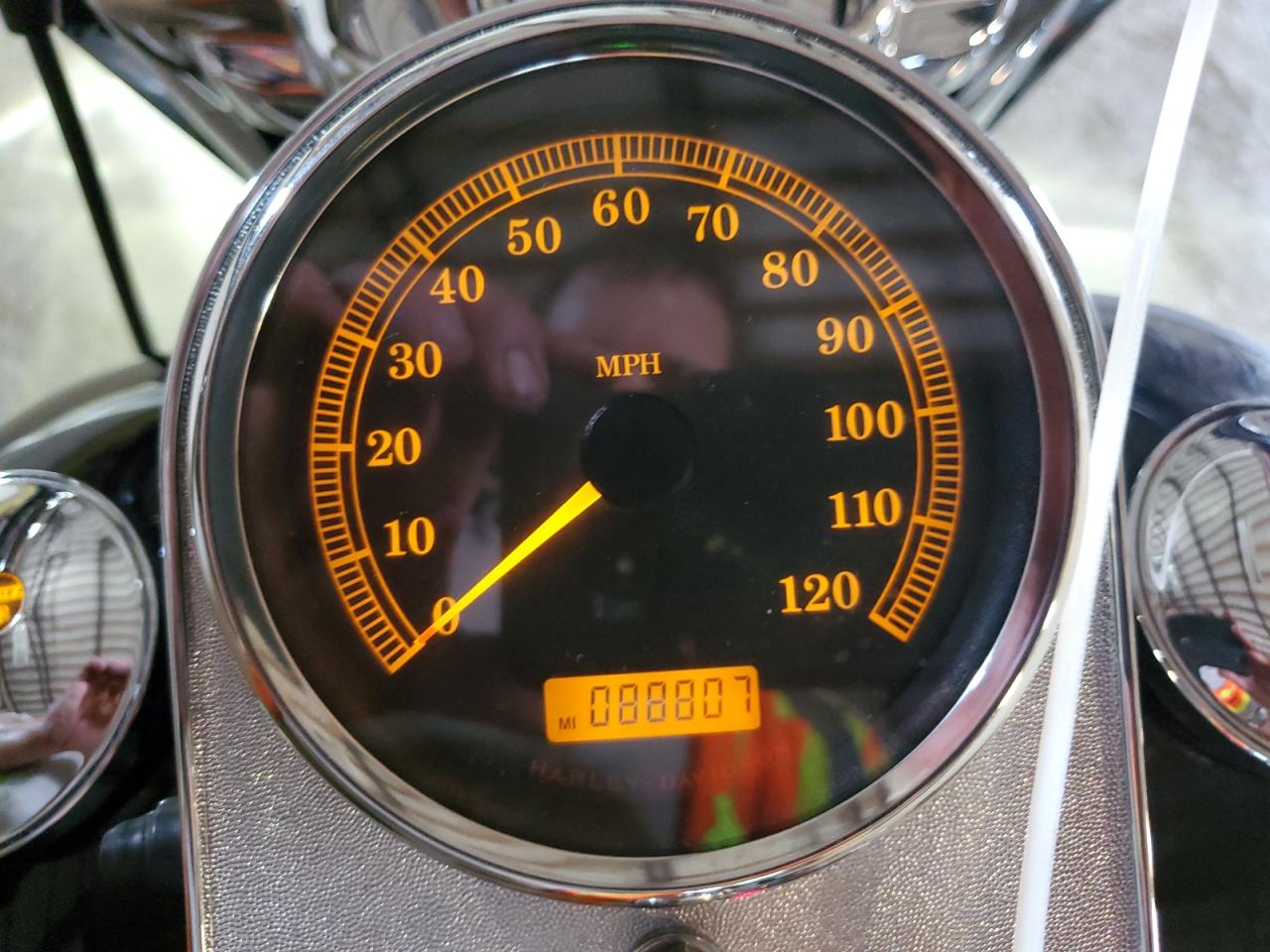 2007 Harley-Davidson Flhrci VIN: 1HD1FR4107Y688442 Lot: 69008515