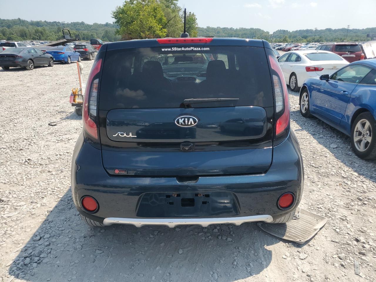 2018 Kia Soul + VIN: KNDJP3A53J7589100 Lot: 68771505