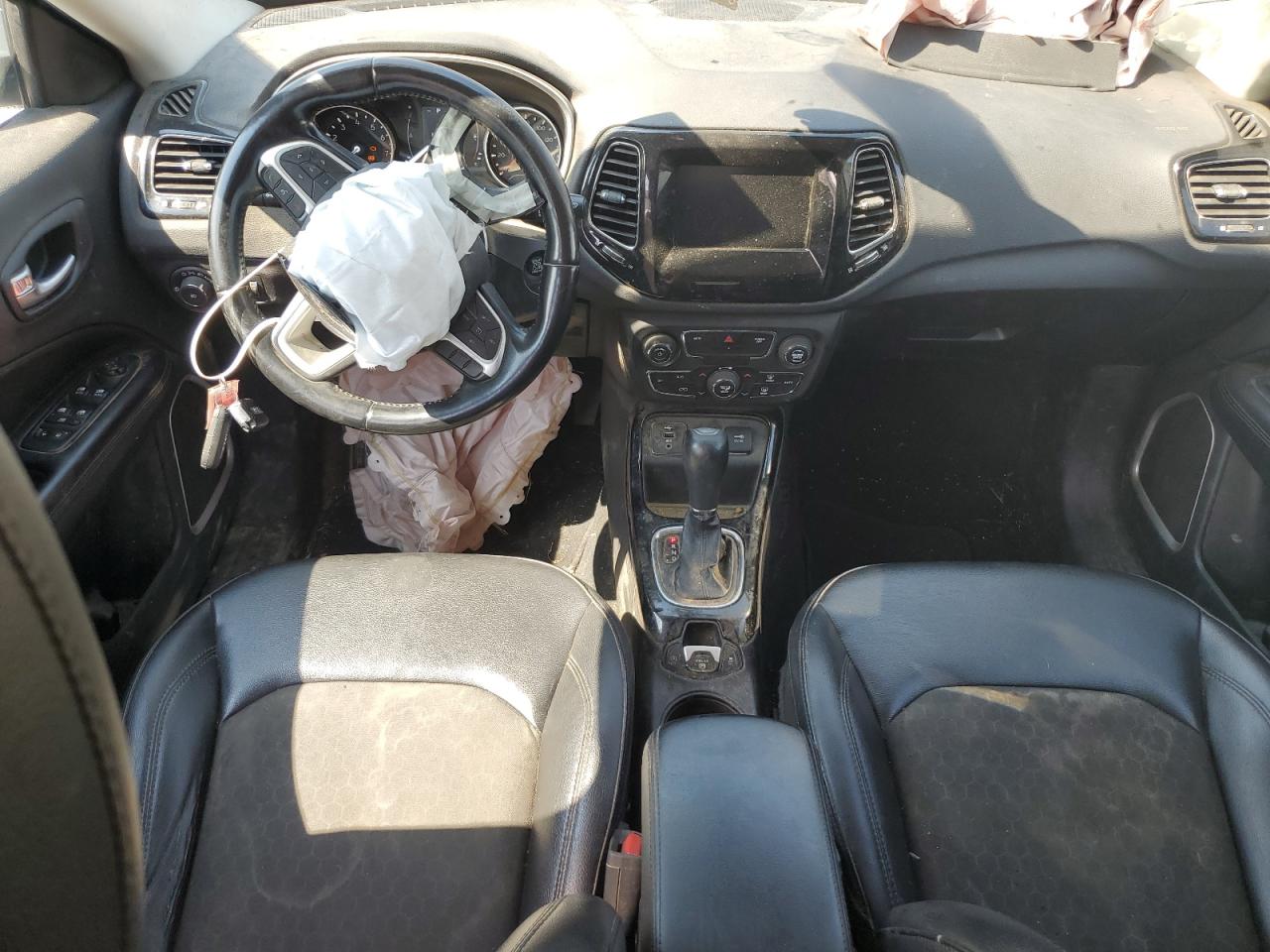 2020 Jeep Compass Latitude VIN: 3C4NJCBB3LT141171 Lot: 67639105