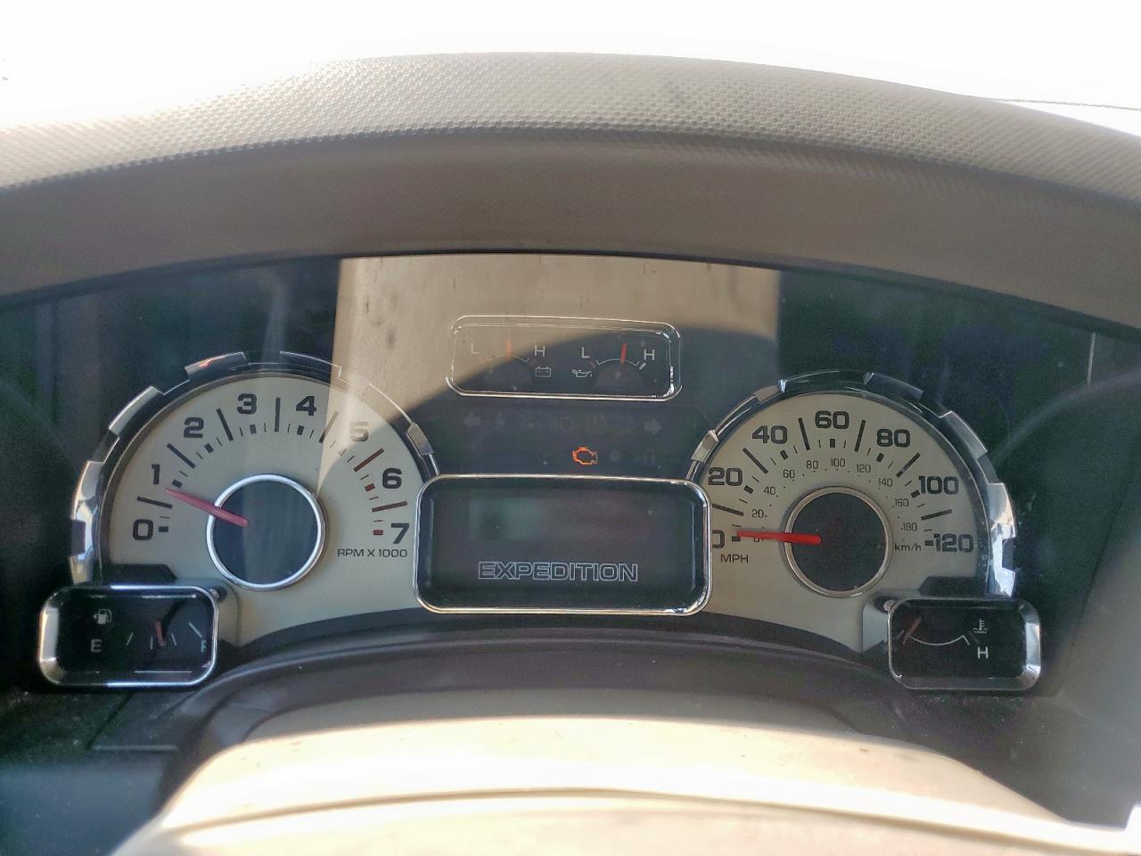 2008 Ford Expedition Xlt VIN: 1FMFU15598LA08404 Lot: 69608995