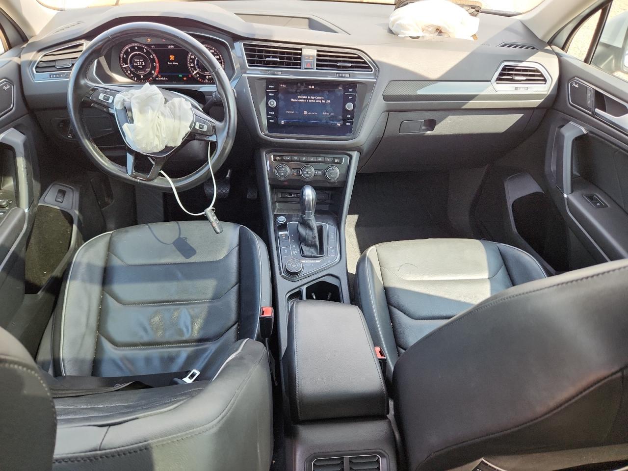 2018 Volkswagen Tiguan Sel Premium VIN: 3VV4B7AX2JM197334 Lot: 69982405